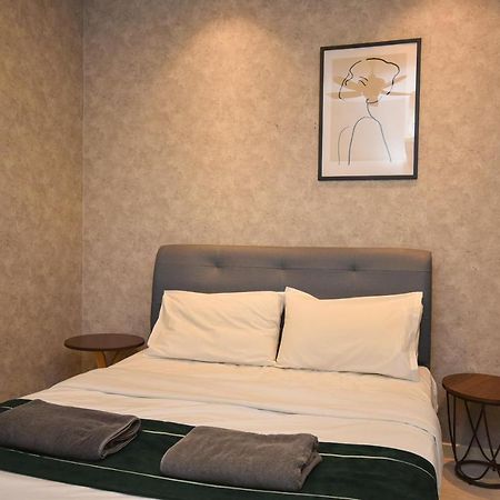 Suasana Residence By Nest Home Johor Bahru Extérieur photo
