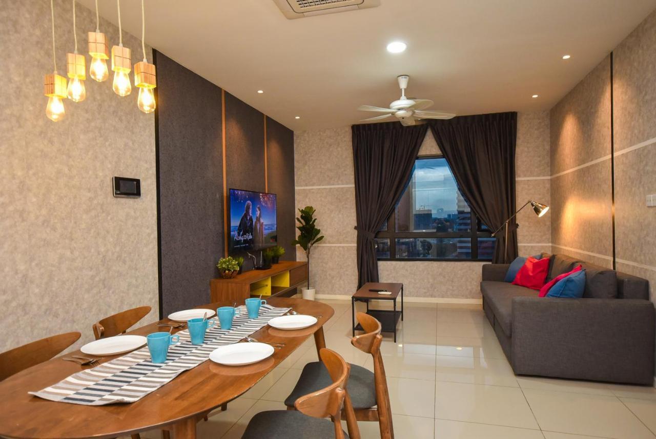 Suasana Residence By Nest Home Johor Bahru Extérieur photo