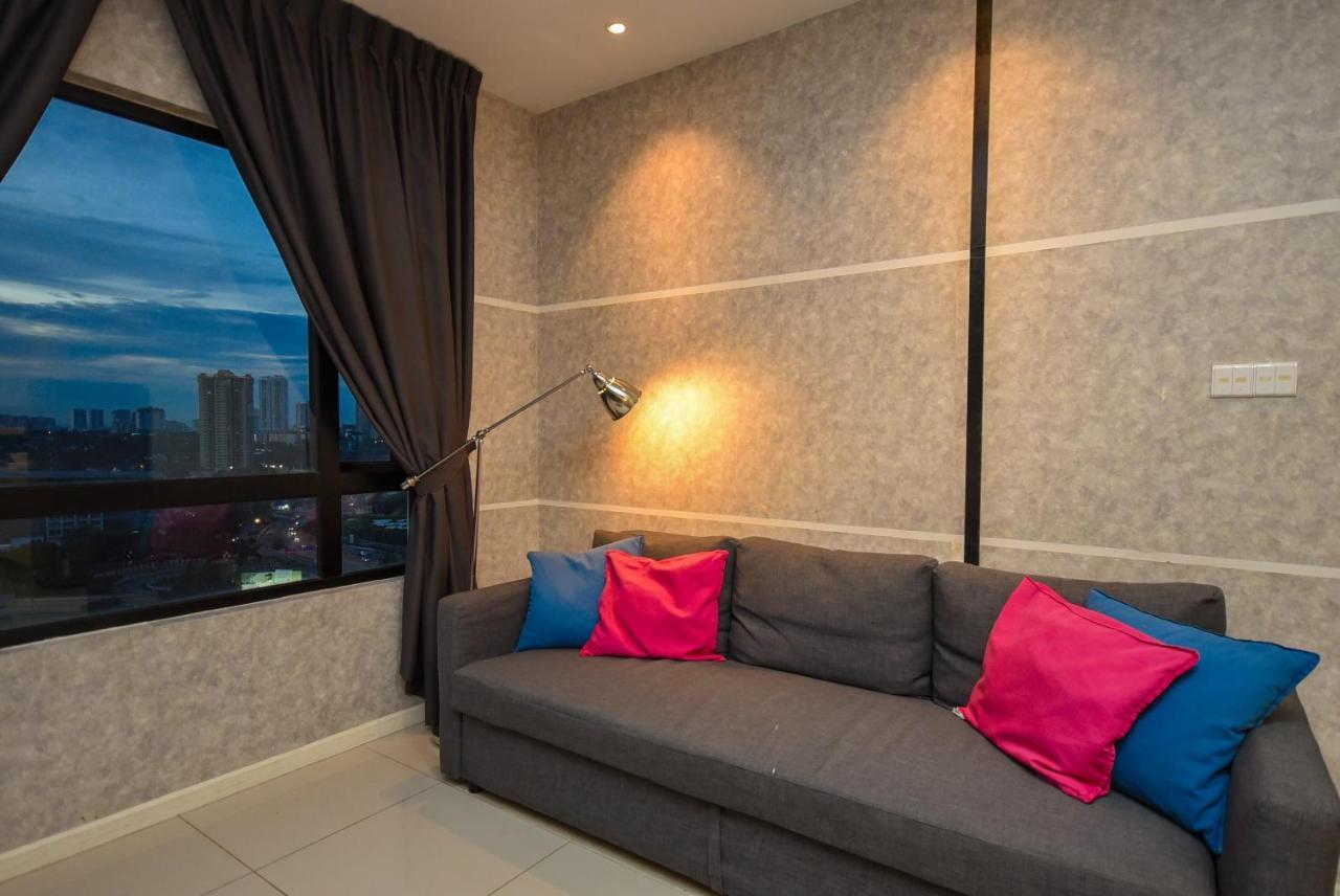 Suasana Residence By Nest Home Johor Bahru Extérieur photo