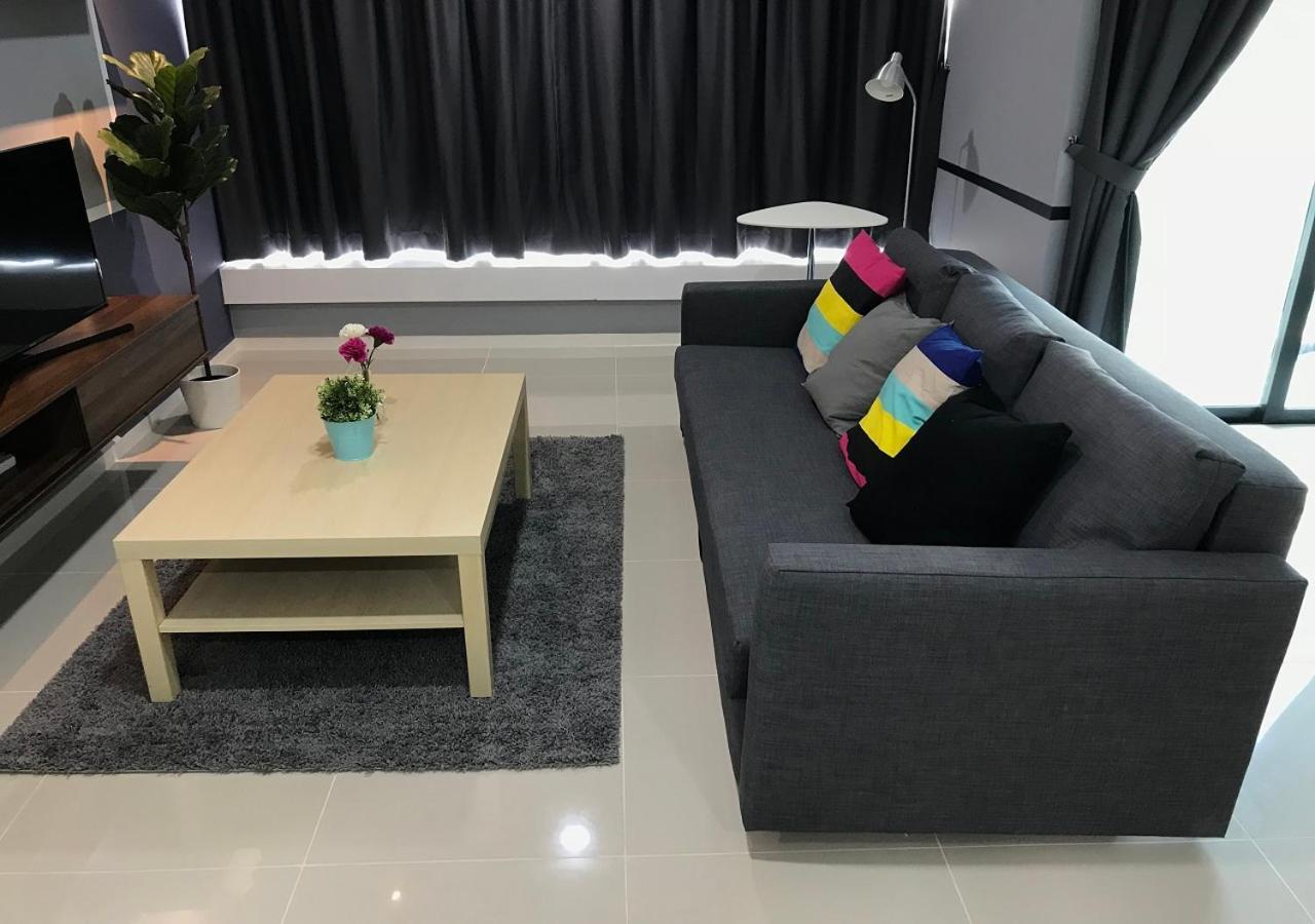 Suasana Residence By Nest Home Johor Bahru Extérieur photo